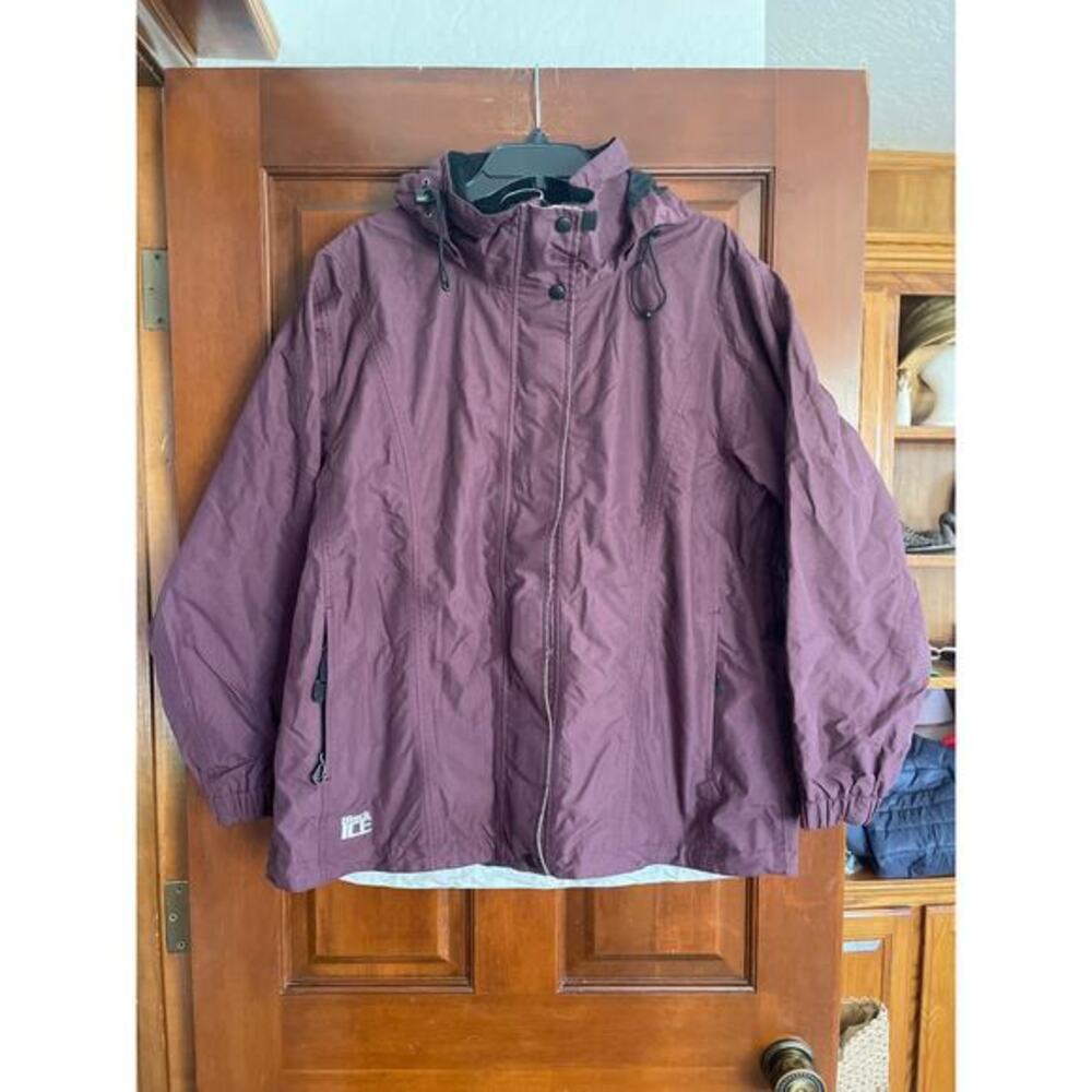 Women’s BLACK I E WINTER COAT MEDIUM